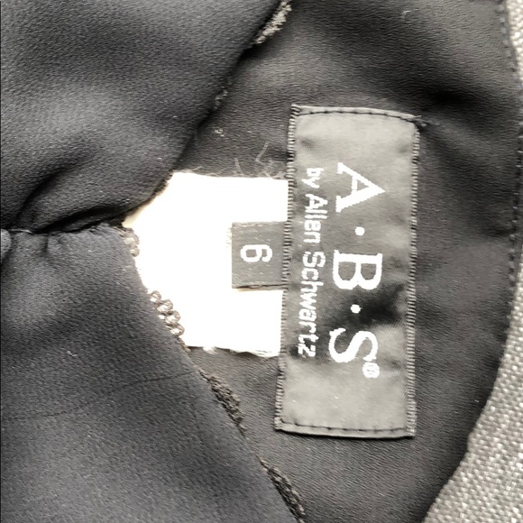 SOLD—Gorgeous vintage black dress - Picture 2 of 6